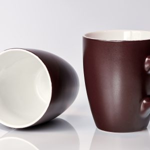 2 mugs marron